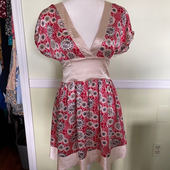 Silk Dress - Picture 4 of 6